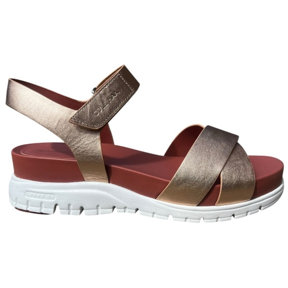 Cole Haan Women's ZERØGRAND Sandal in Gold and White NIB 7.5 - Picture 2 of 8